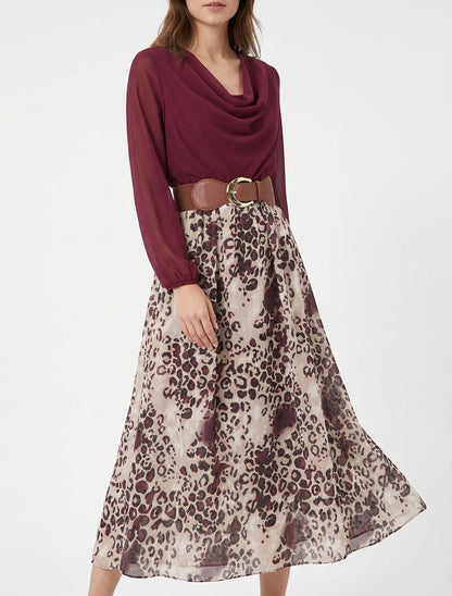 Gerade geschnittenes Leopardenkleid mit langen Ärmeln - Weinrot