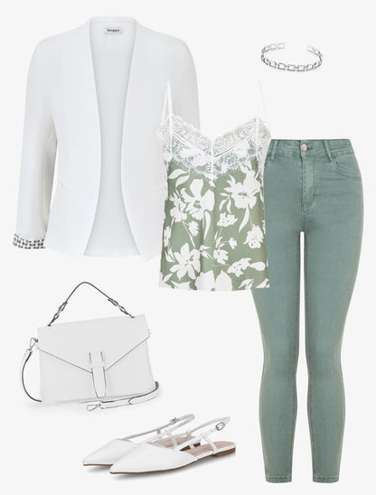 Look Lilyah - 1