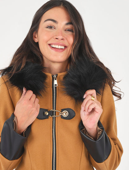 Manteau bi-matière à capuche en fausse fourrure - Camel - 6