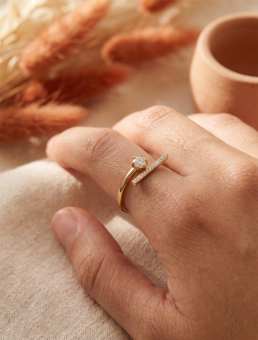 Bague fine à tige strassée - Or - 1