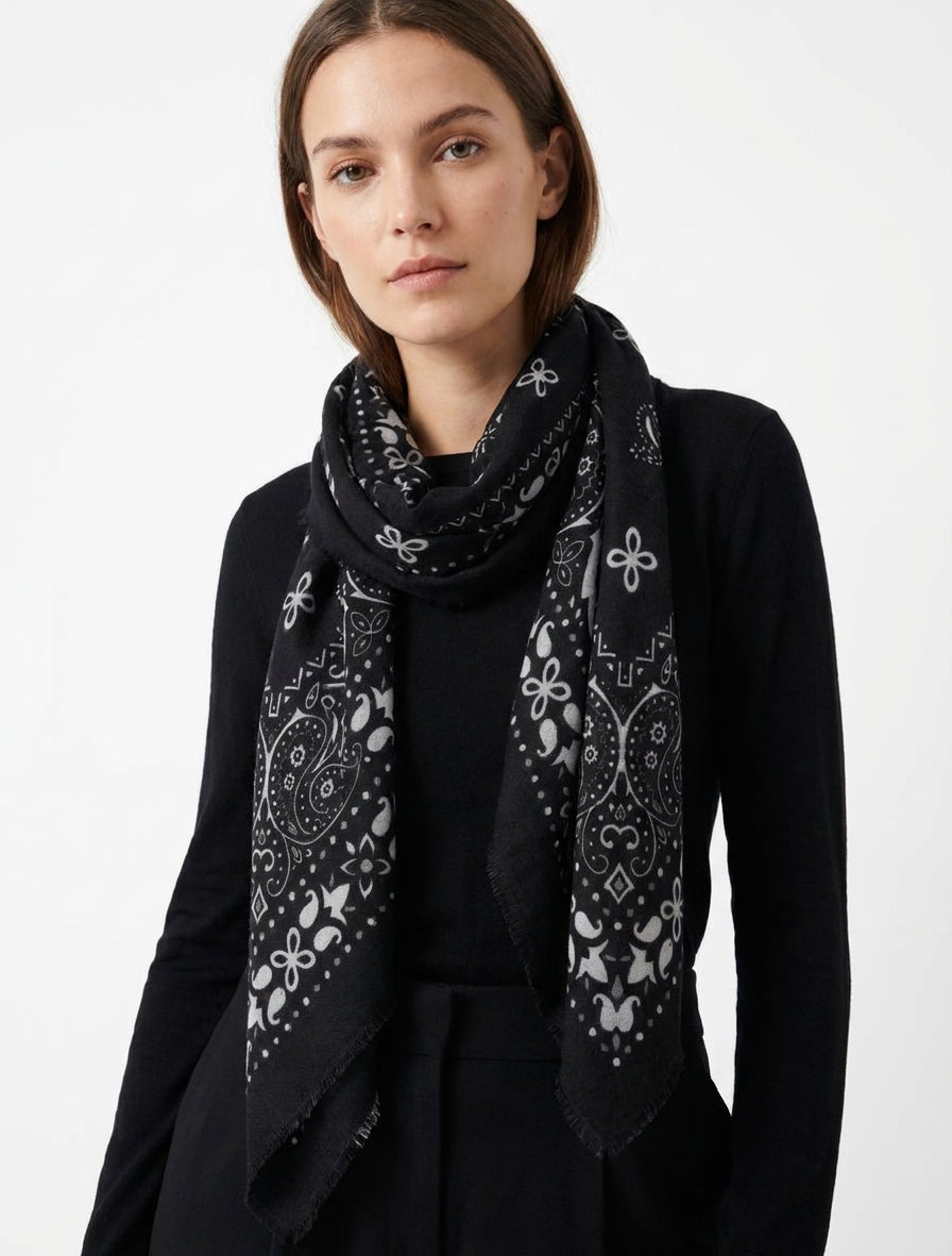 Rechteckiger Schal mit Bandana-Muster - Schwarz