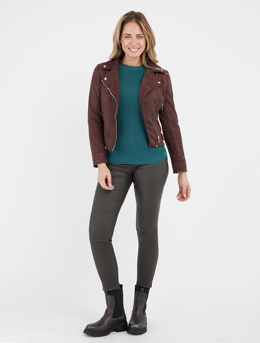 Look Marilia