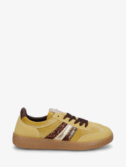 Sneakers à empiècement velours et semelle texturée - Jaune moutarde - 1