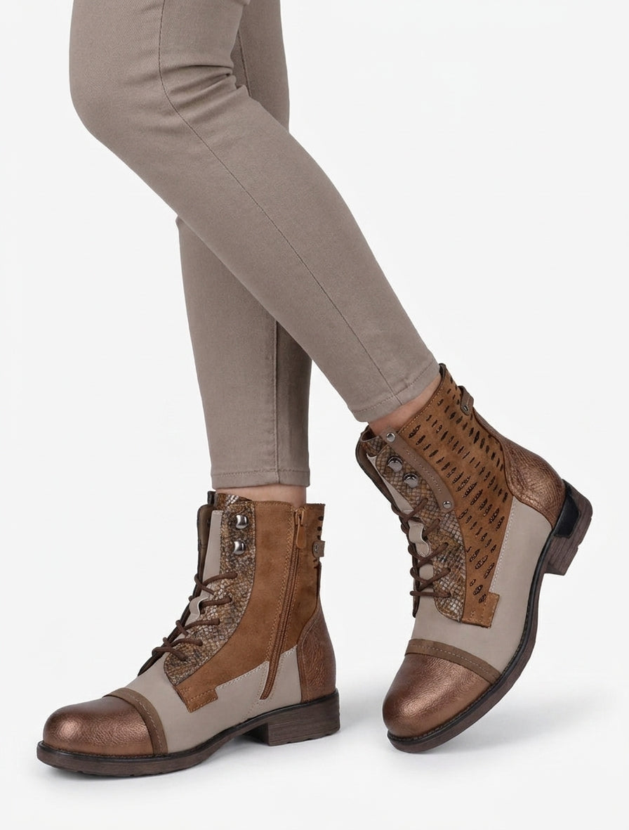 Irisierte geschnürte Stiefeletten mit Perforationen - Kamel