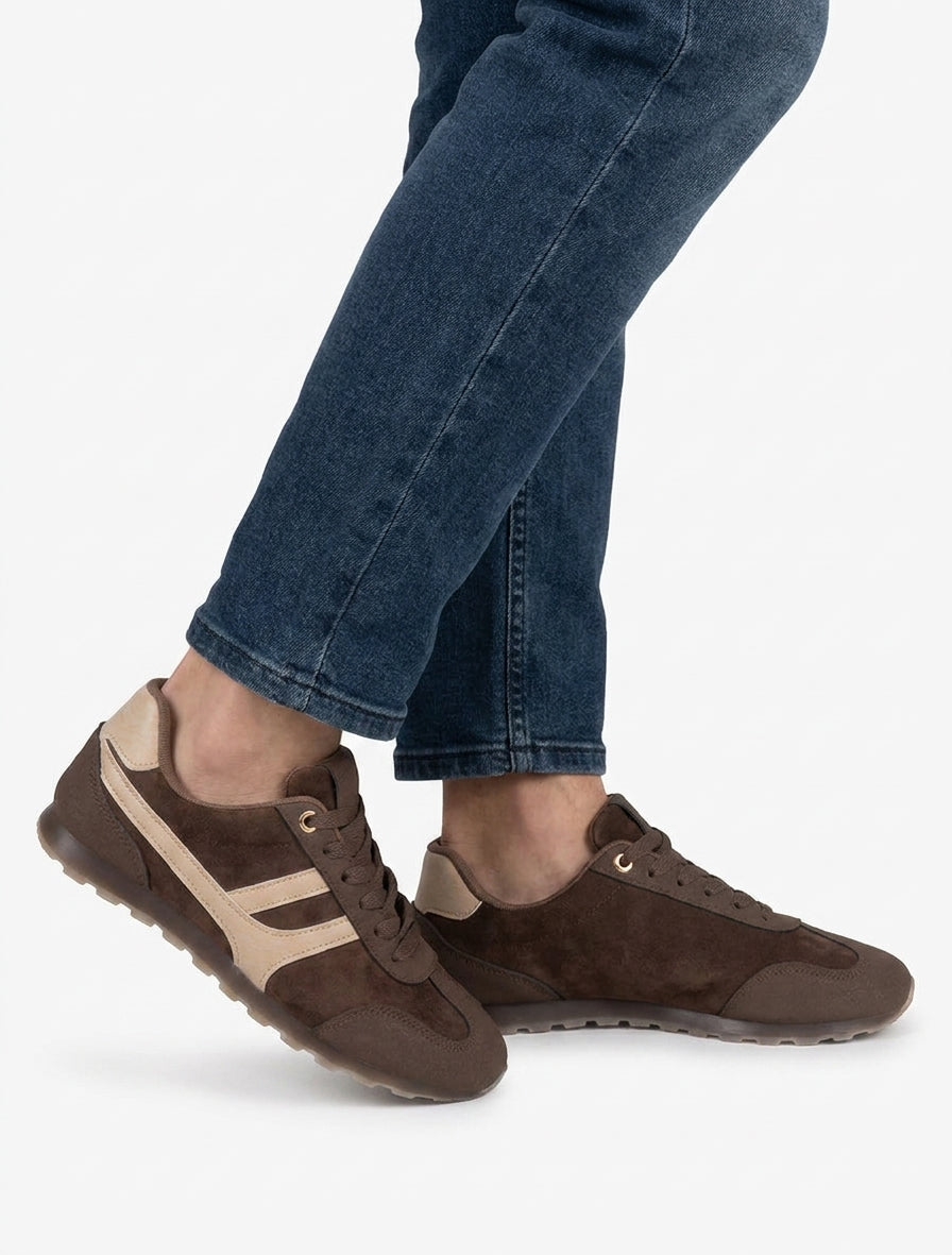 Sneaker aus Wildleder in Unioptik - Braun