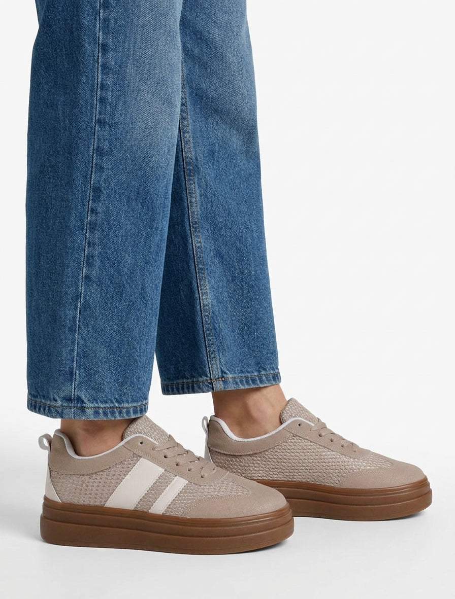 Sneaker mit Mesh-Einsatz und Nubuk-Effekt - Maulwurf