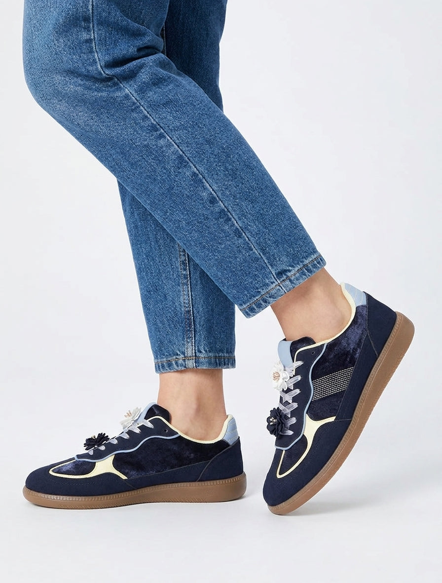 Sneaker mit Samteinsatz - Marine