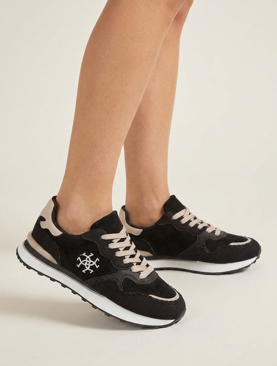 Sneakers mit Einsätzen in Nubuk- und Wildlederoptik - Schwarz
