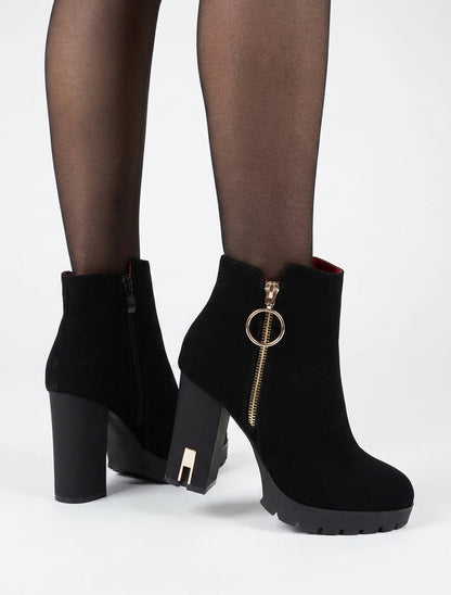 Stiefeletten mit Absatz und Reißverschluss - Schwarz