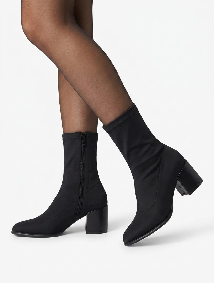 Einfarbige Sock-Stil Stiefeletten mit Reißverschluss - Schwarz