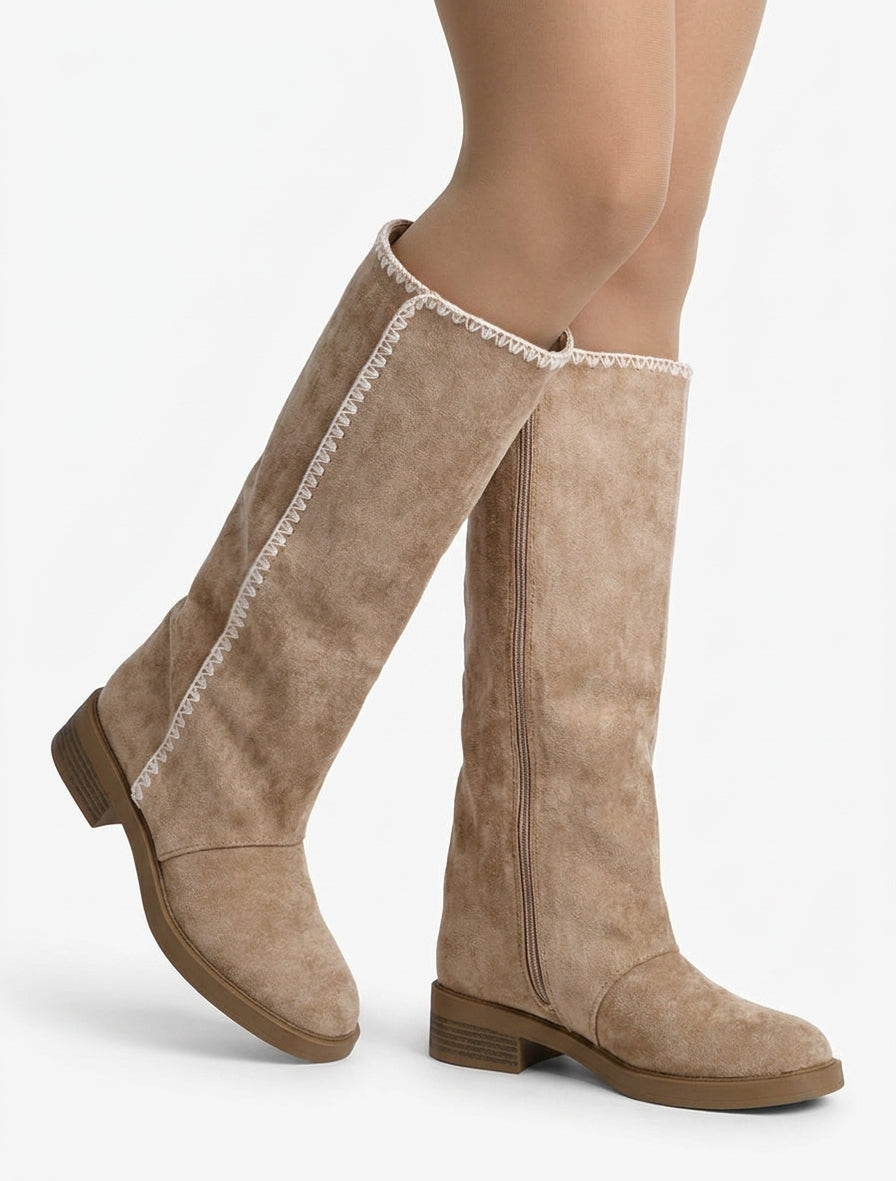 Bestickte Wildlederstiefel - Maulwurf