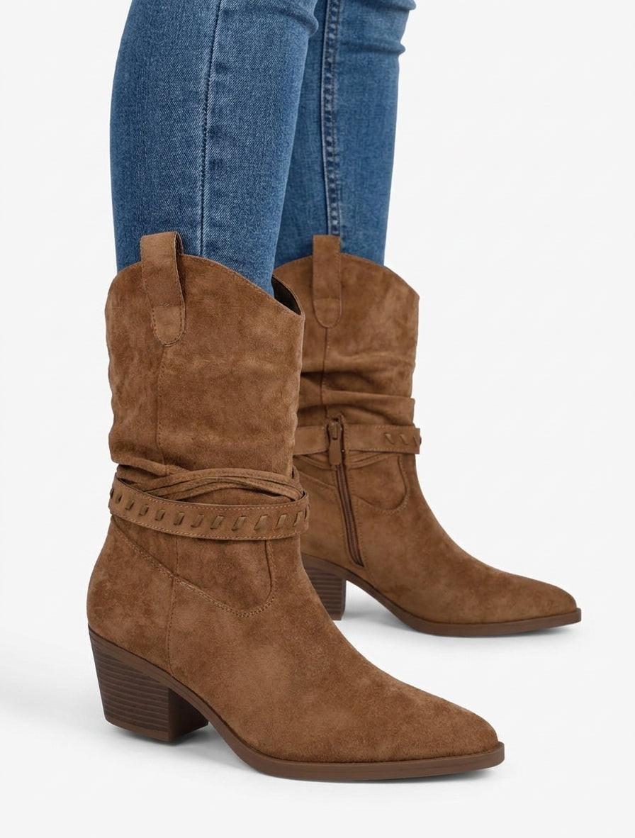 Stiefeletten aus Wildleder im Cowboy-Stil - Kamel