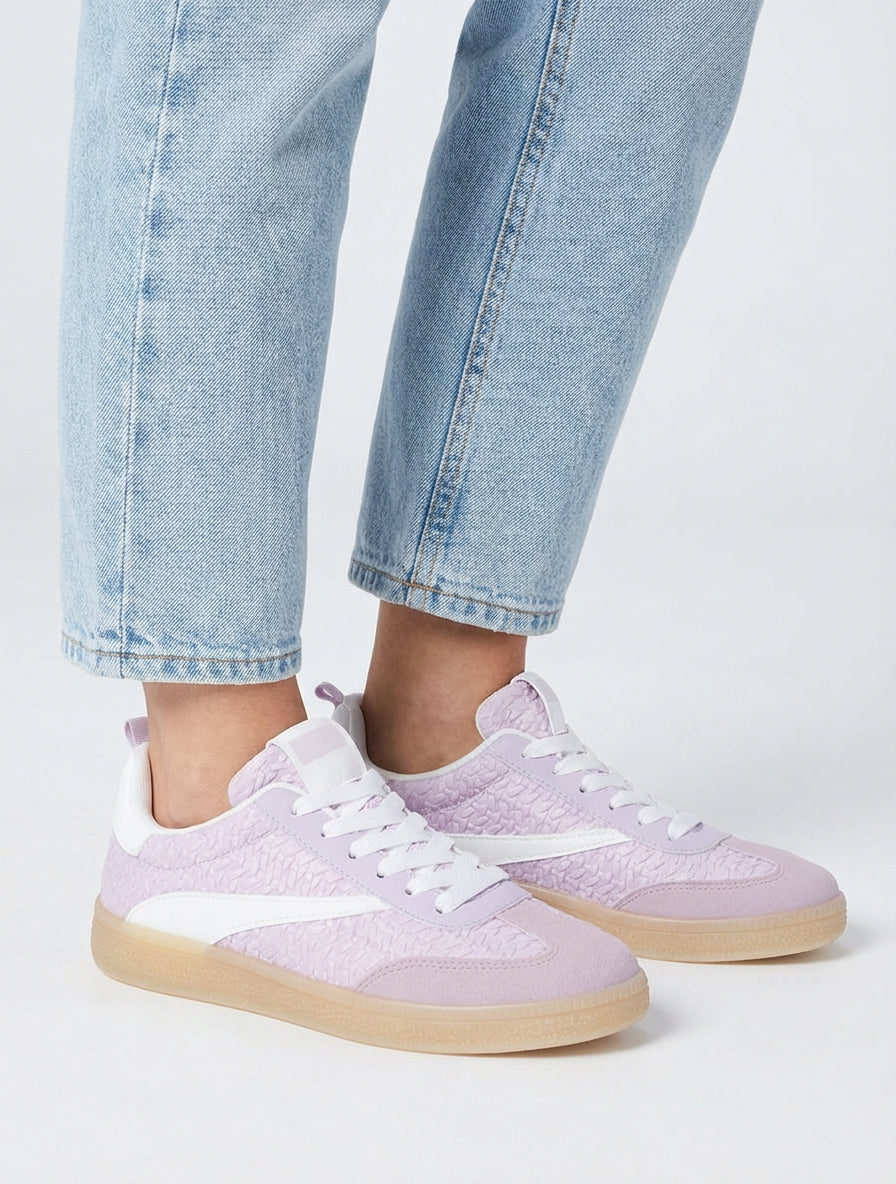 Sneaker aus Kunstleder mit Flechtoptik - Flieder