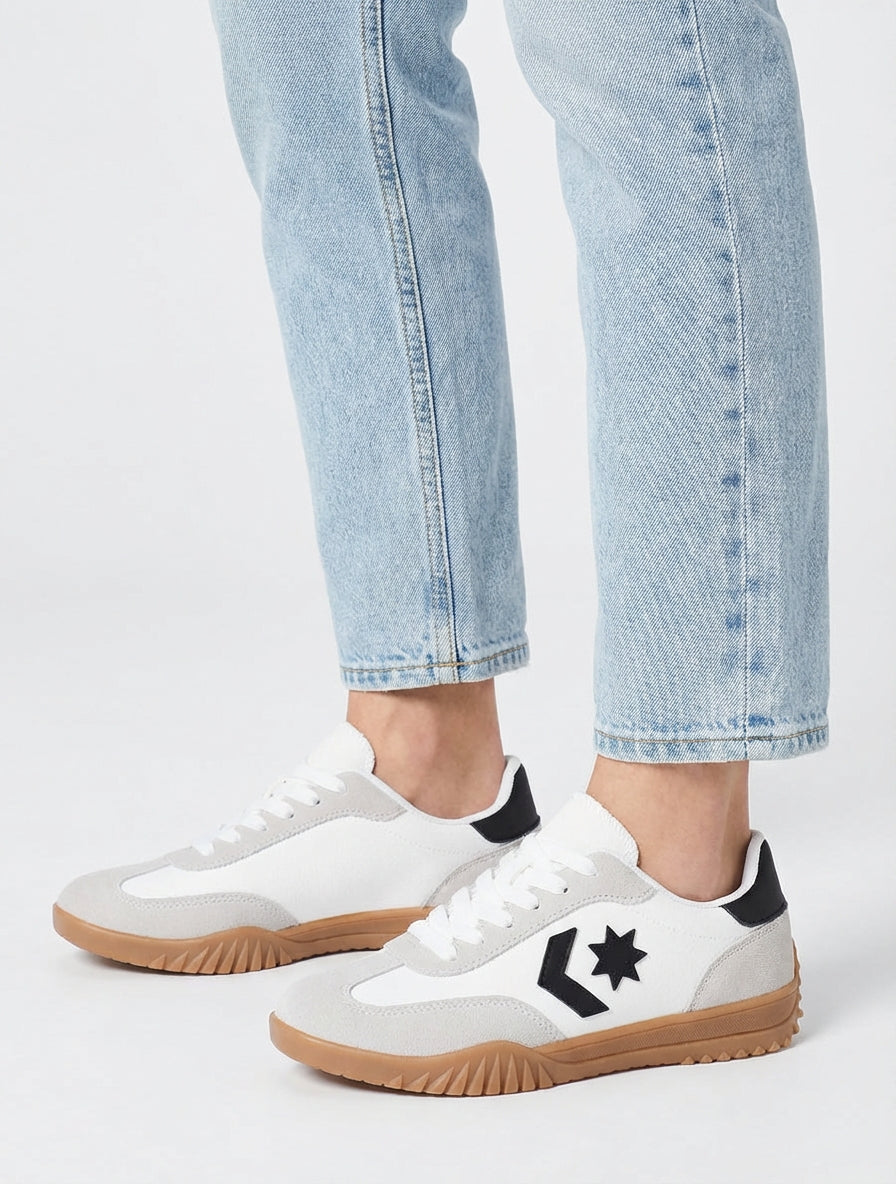 Sneaker mit Sterneinsatz - Weiß