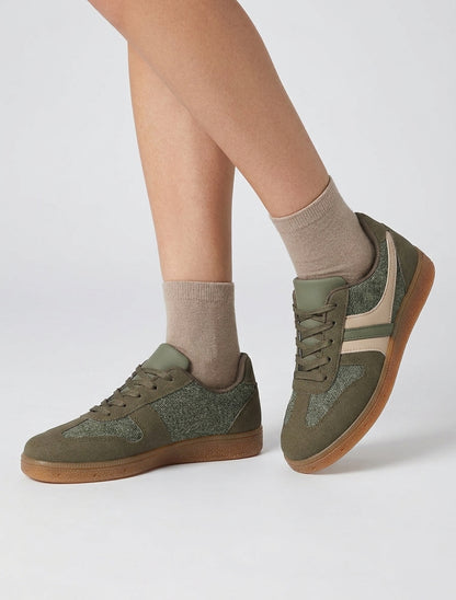 Sneakers mit Stoffeinsatz in Tweed-Optik - Kaki