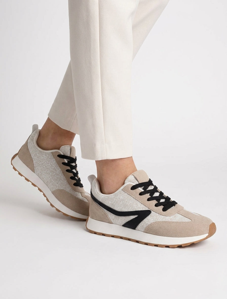 Sneakers mit Stoffeinsatz und Nubuk-Effekt - Maulwurf