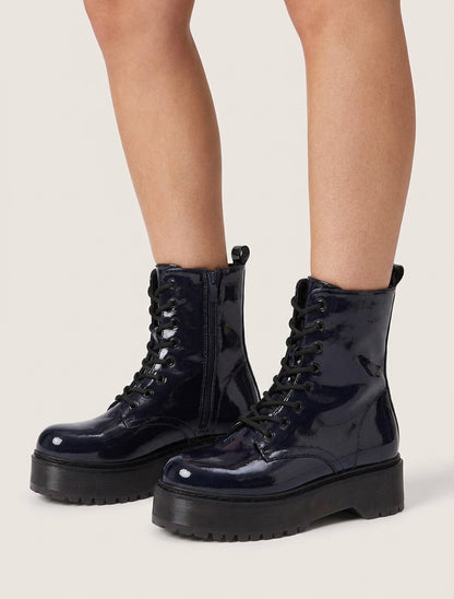 Lackierte Schnürstiefeletten - Mitternachtsblau