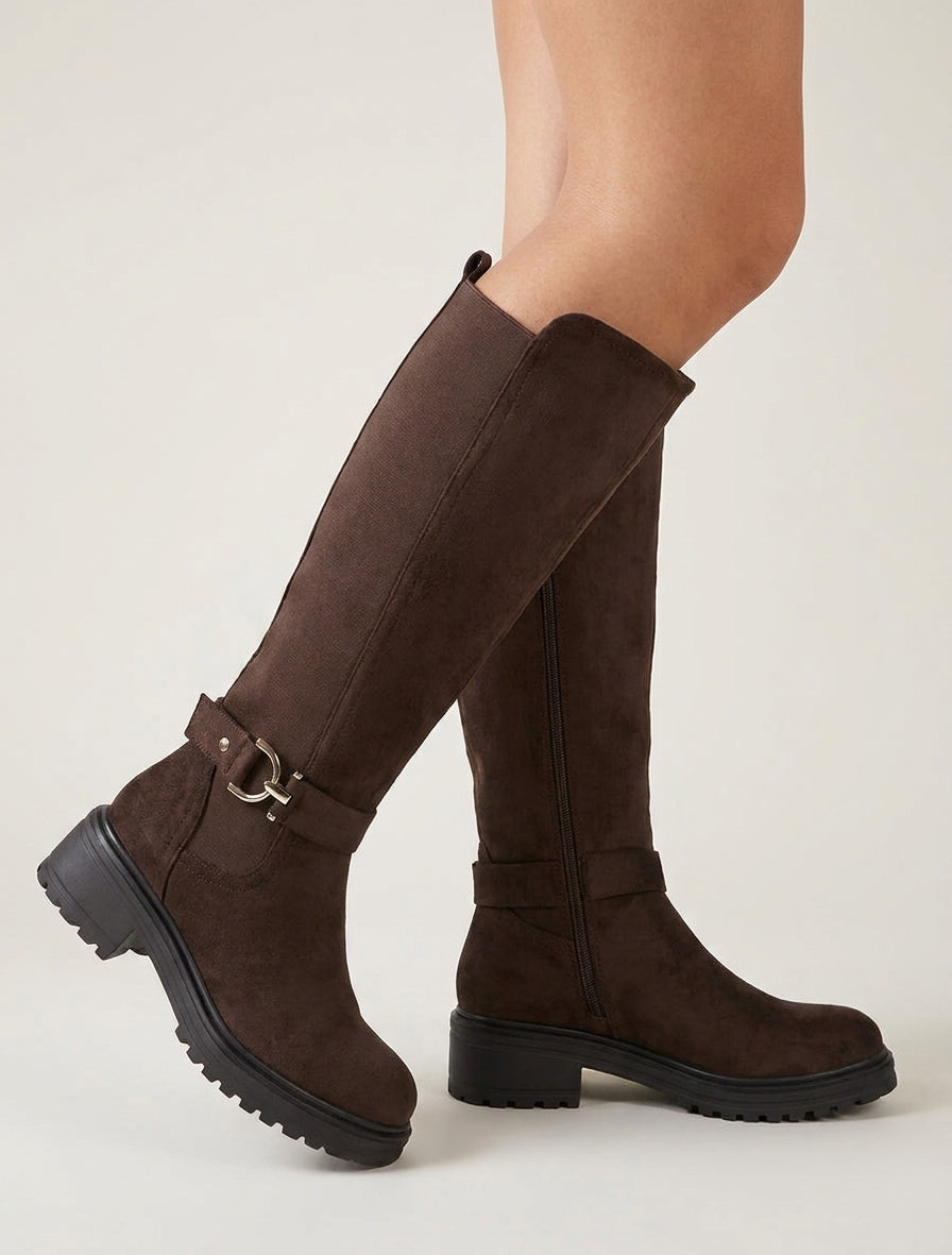 Elastische klassische Stiefel aus Wildleder - Schokolade