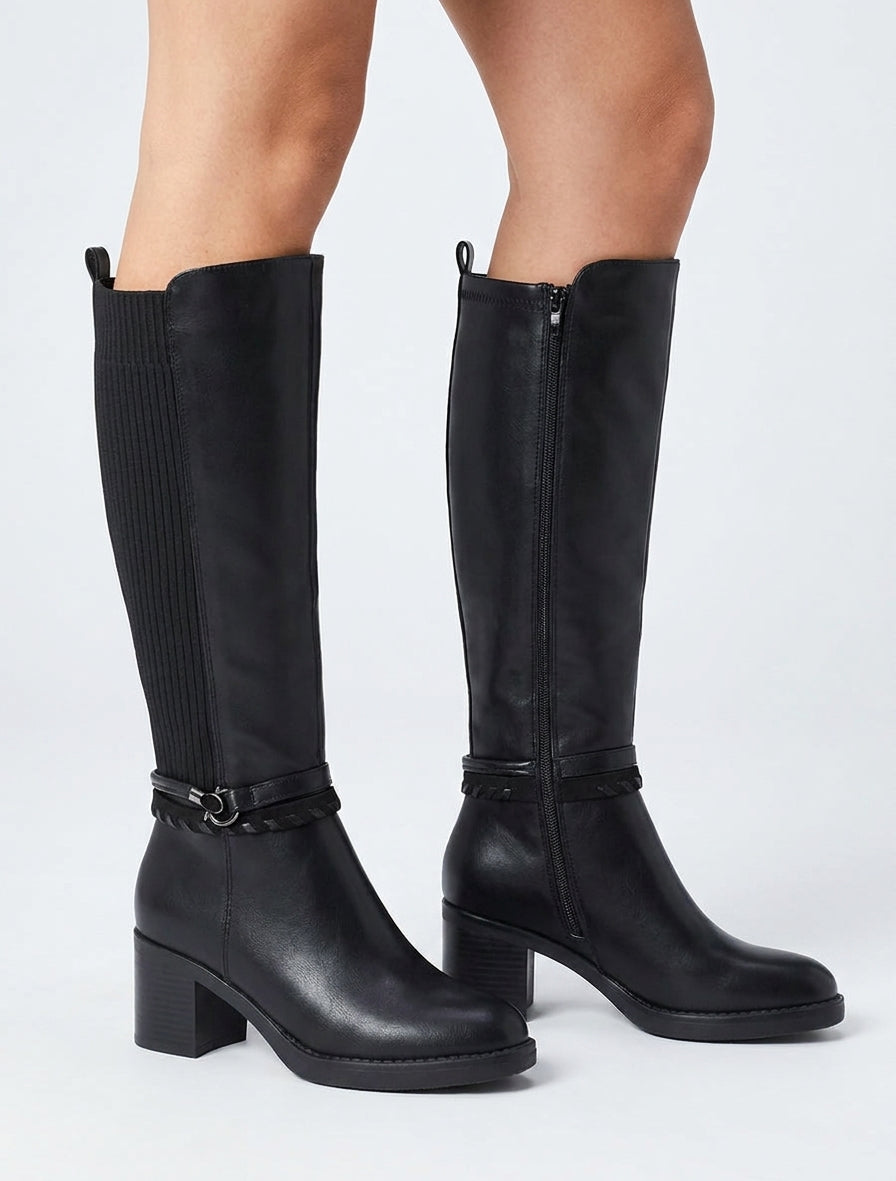 Stiefel aus Kunstleder mit Zierschnallen - Schwarz