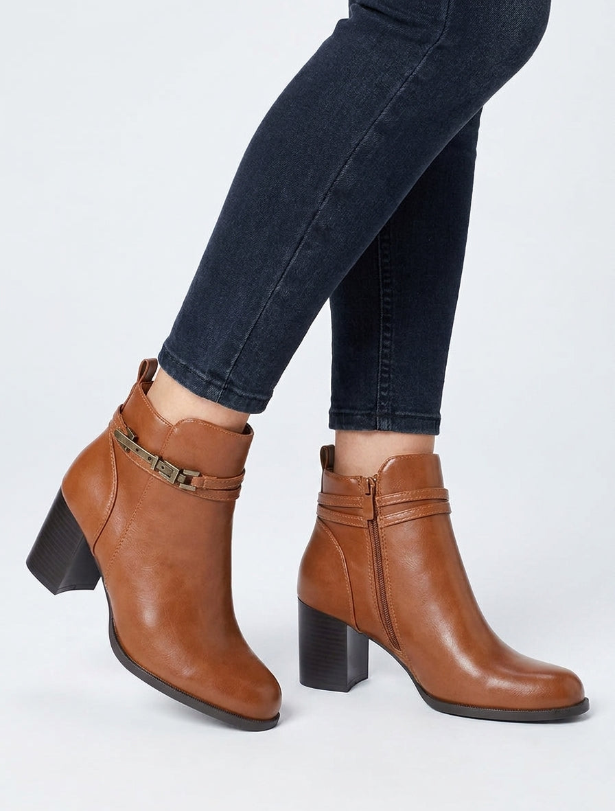 Klassische Stiefeletten aus Kunstleder - Kamel