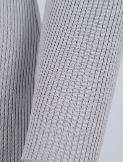 Robe pull côtelée et moulante à décolleté asymétrique - Gris clair - 3