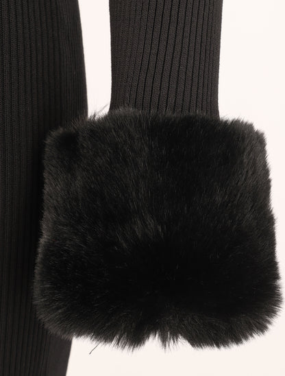 Robe pull à encolure coeur et poignets en fausse fourrure - Noir - 3