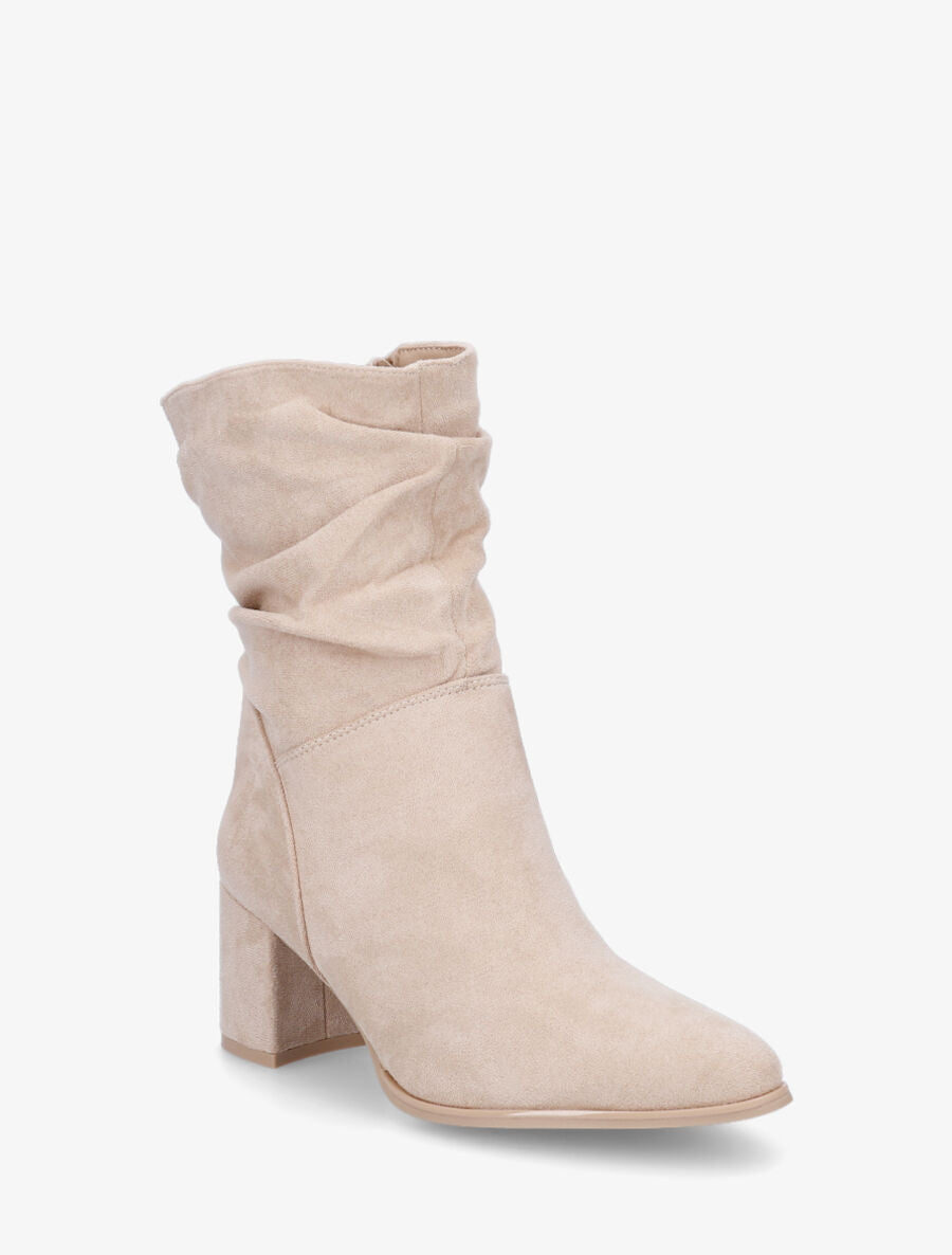Bottines froncées en suédine à bout pointu - Beige - 2