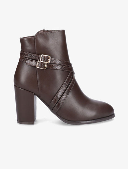 Bottines à talon et sangles croisées - Marron - 6