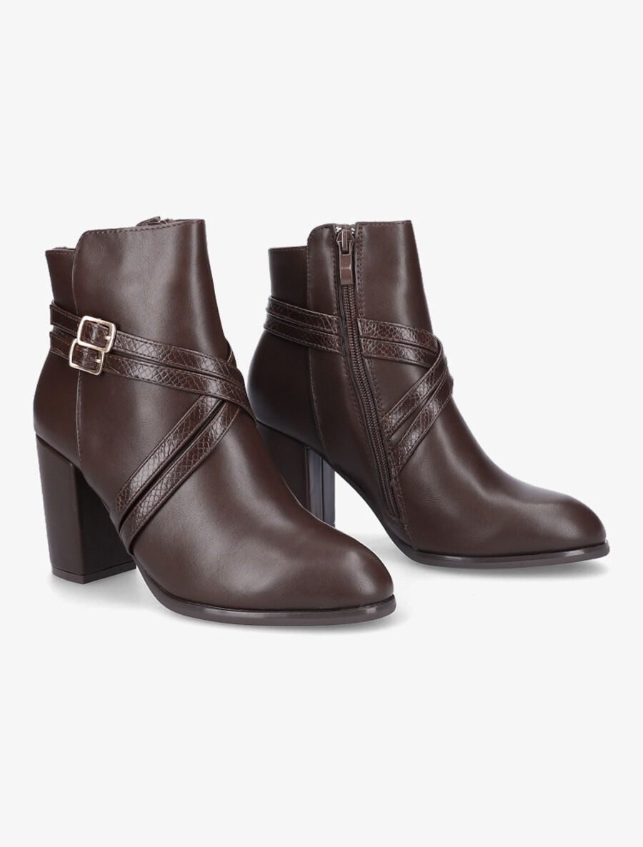 Bottines à talon et sangles croisées - Marron - 4