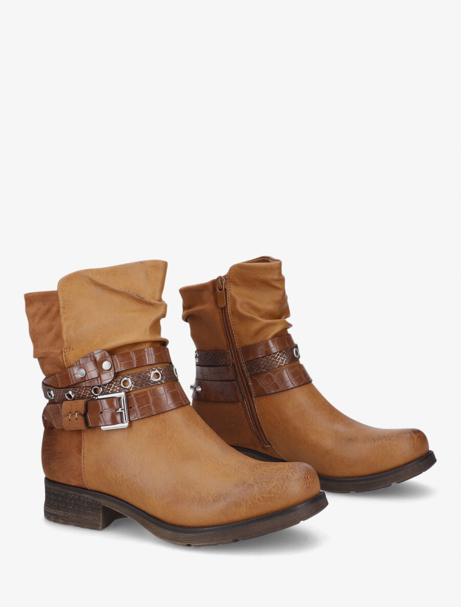 Boots montantes effet plissé à boucles - Camel - 4