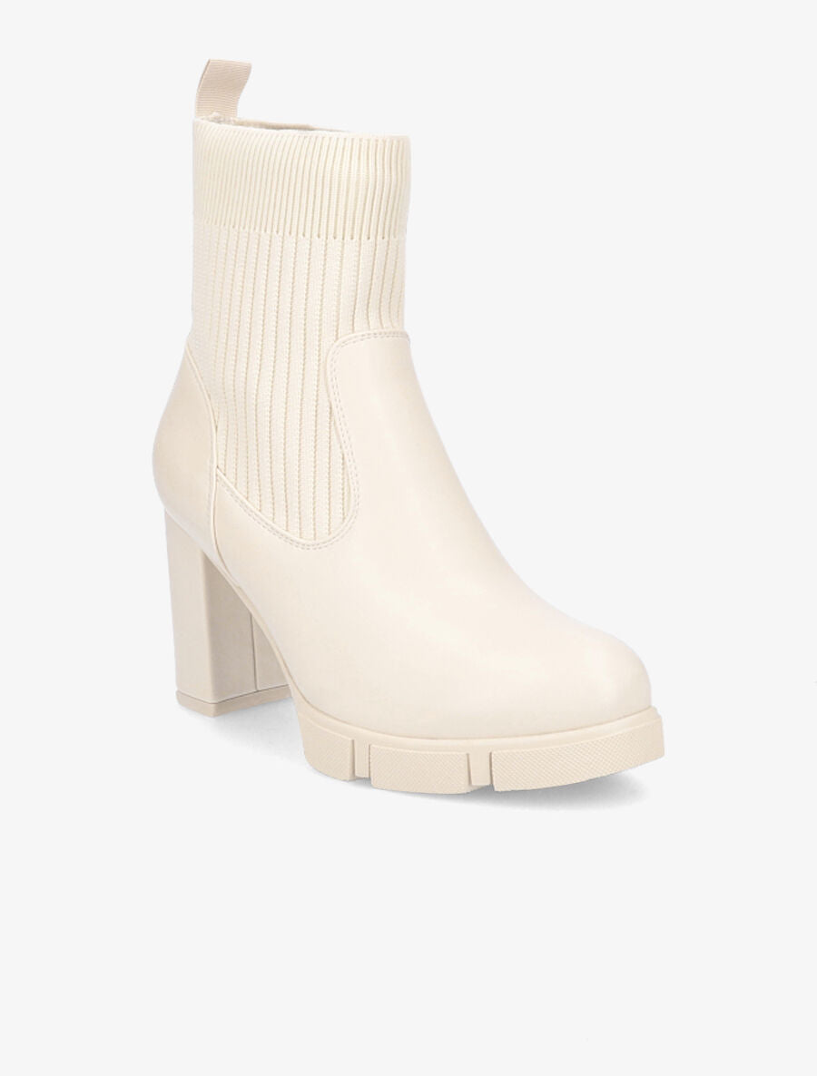 Bottines montantes à talon - Beige - 2