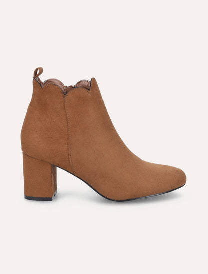 Bottines en suédine à chevilles ondulées - Camel - 5