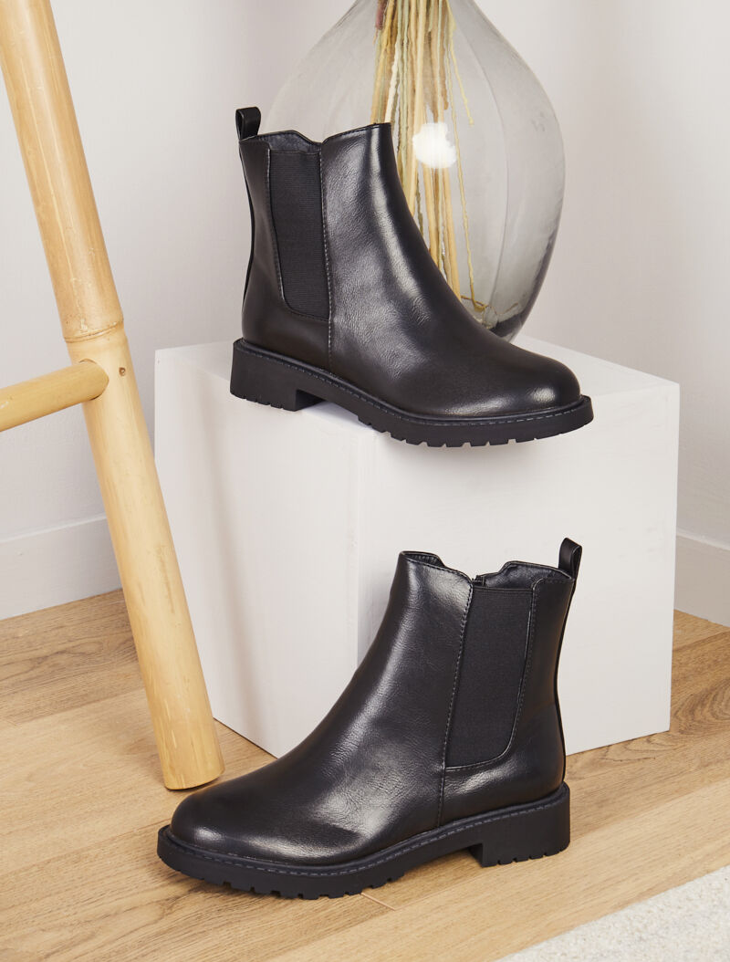 Boots unies à semelles crantées - Noir - 5