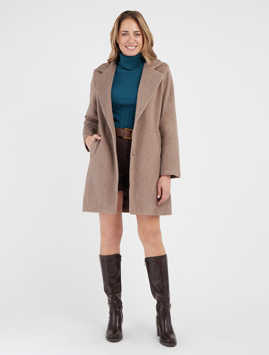 Look Tallia